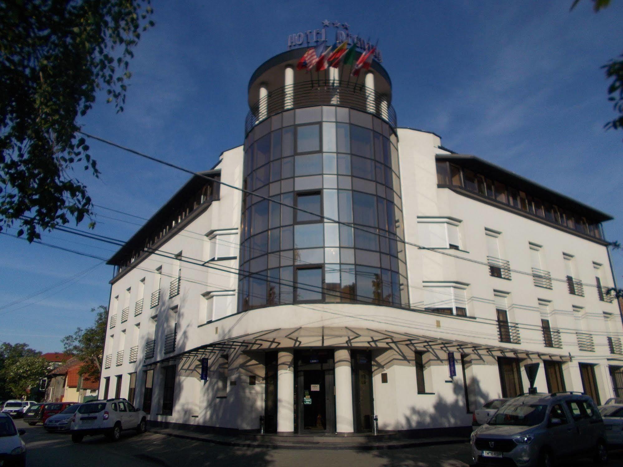 Hotel Reghina ทิมิชัวรา ภายนอก รูปภาพ